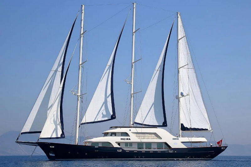 MEIRA_motor-sailing_12000